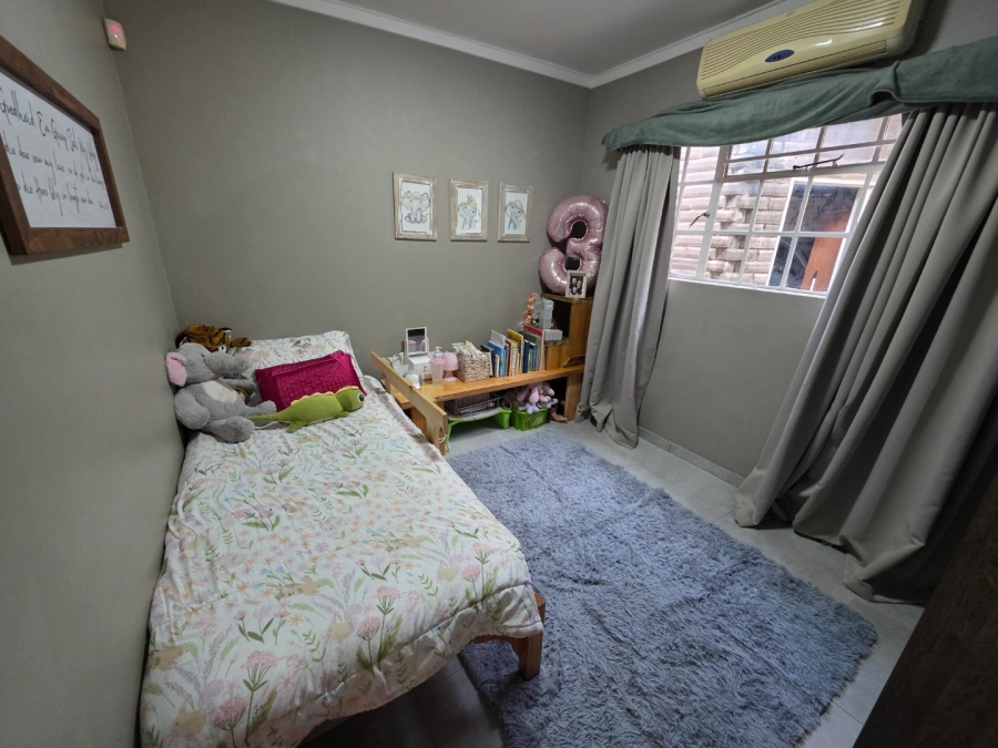 4 Bedroom Property for Sale in Pentagon Park Free State